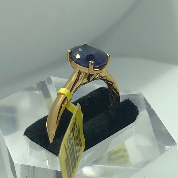 Jewelry - Genuine Sapphire Solitaire Ring